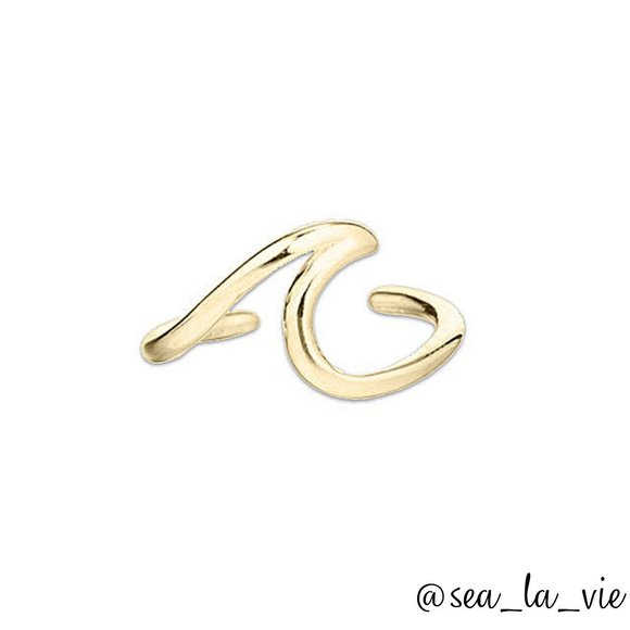 Ocean Wave Ear Cuff Crawler Fake Cartilage Earring in Gold - Picture 2 of 7